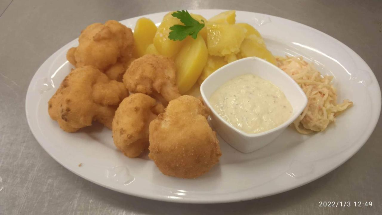 Malá Svatá Hora - penzion&restaurace Mníšek pod Brdy Esterno foto