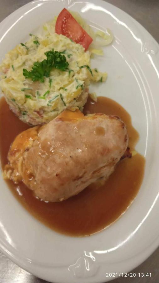 Malá Svatá Hora - penzion&restaurace Mníšek pod Brdy Esterno foto