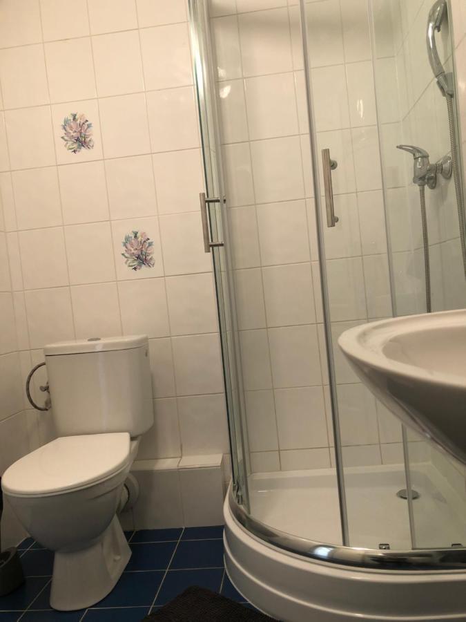 Malá Svatá Hora - penzion&restaurace Mníšek pod Brdy Esterno foto